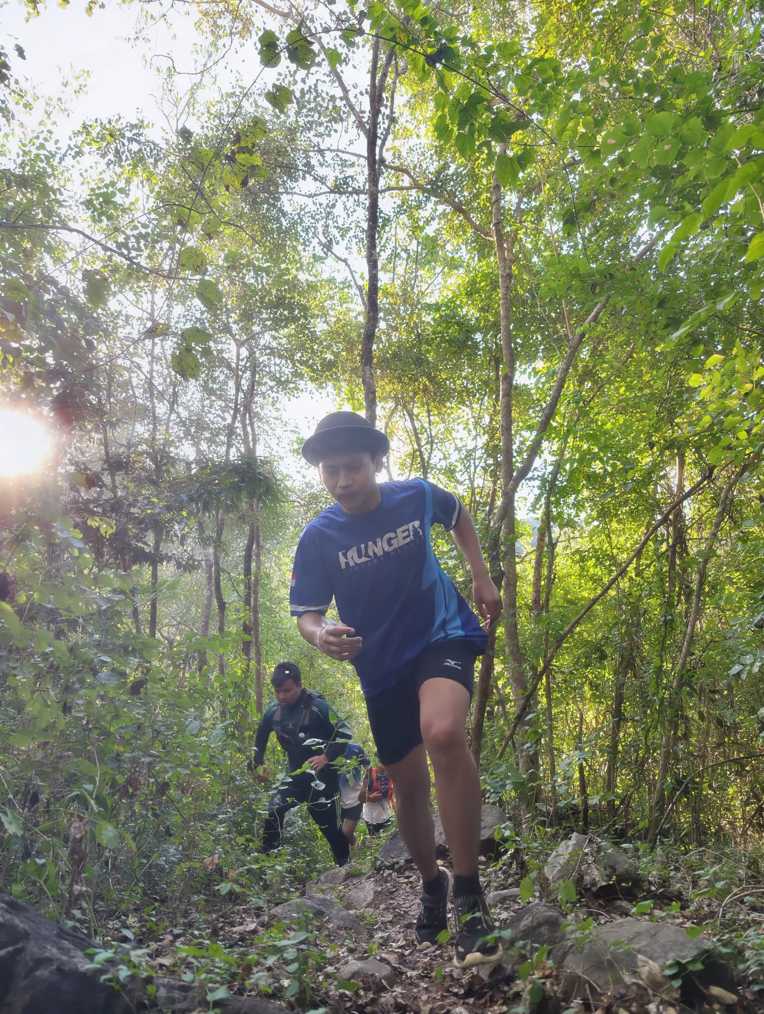 Uphill Air Terjun Meledos